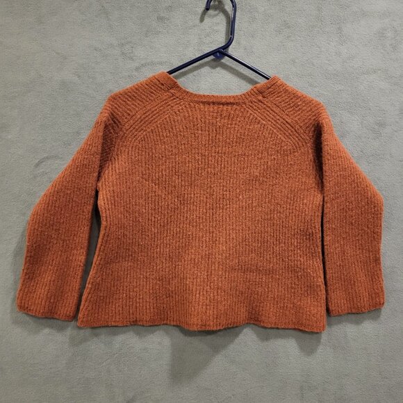J.CREW‎ Sweater Women's Medium V-neck Merino Wool Alpaca Blend Cropped Luxury - Picture 2 of 6